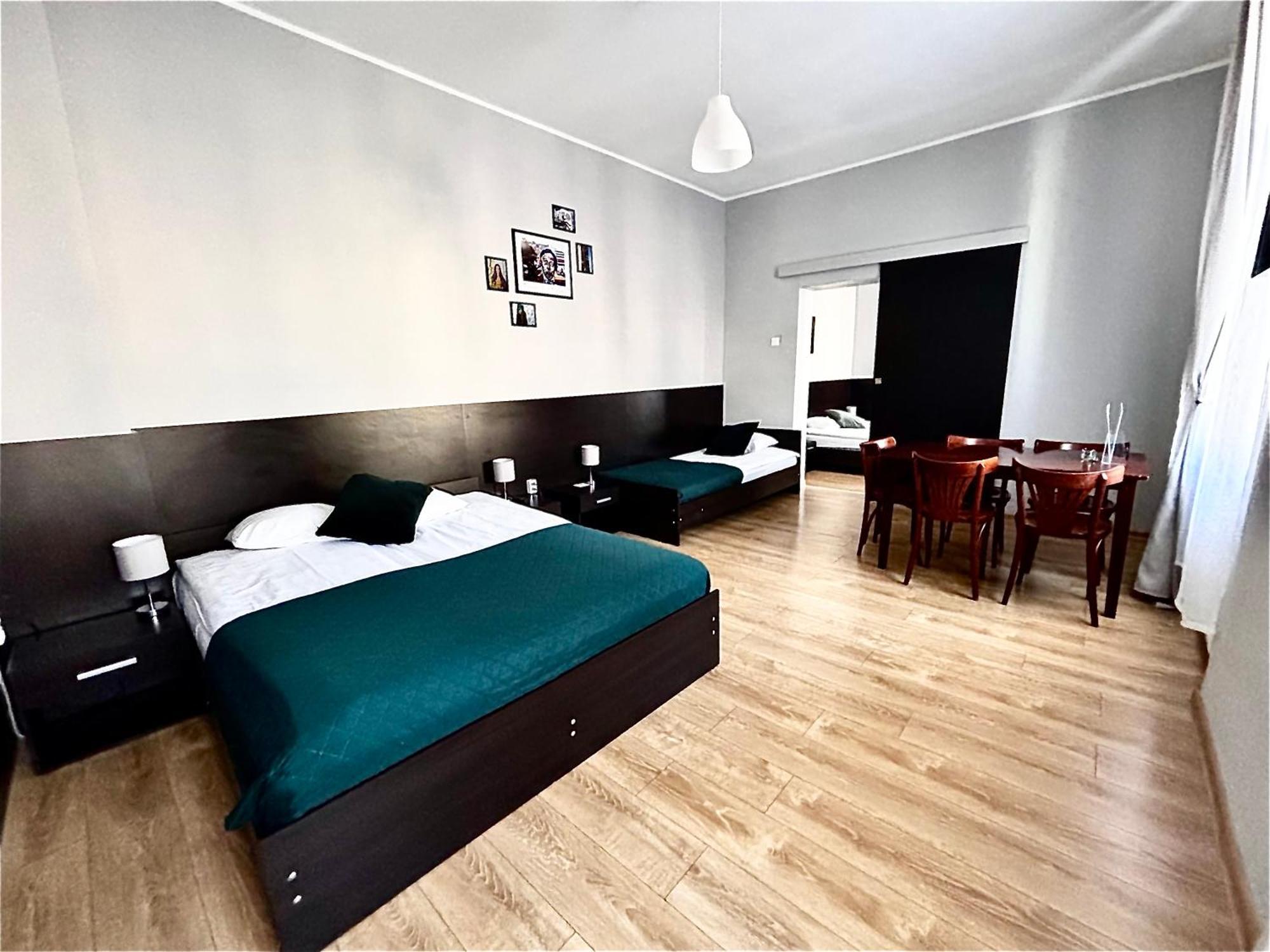Bedrooms Piotrkowska 64 Lodz  Exterior photo