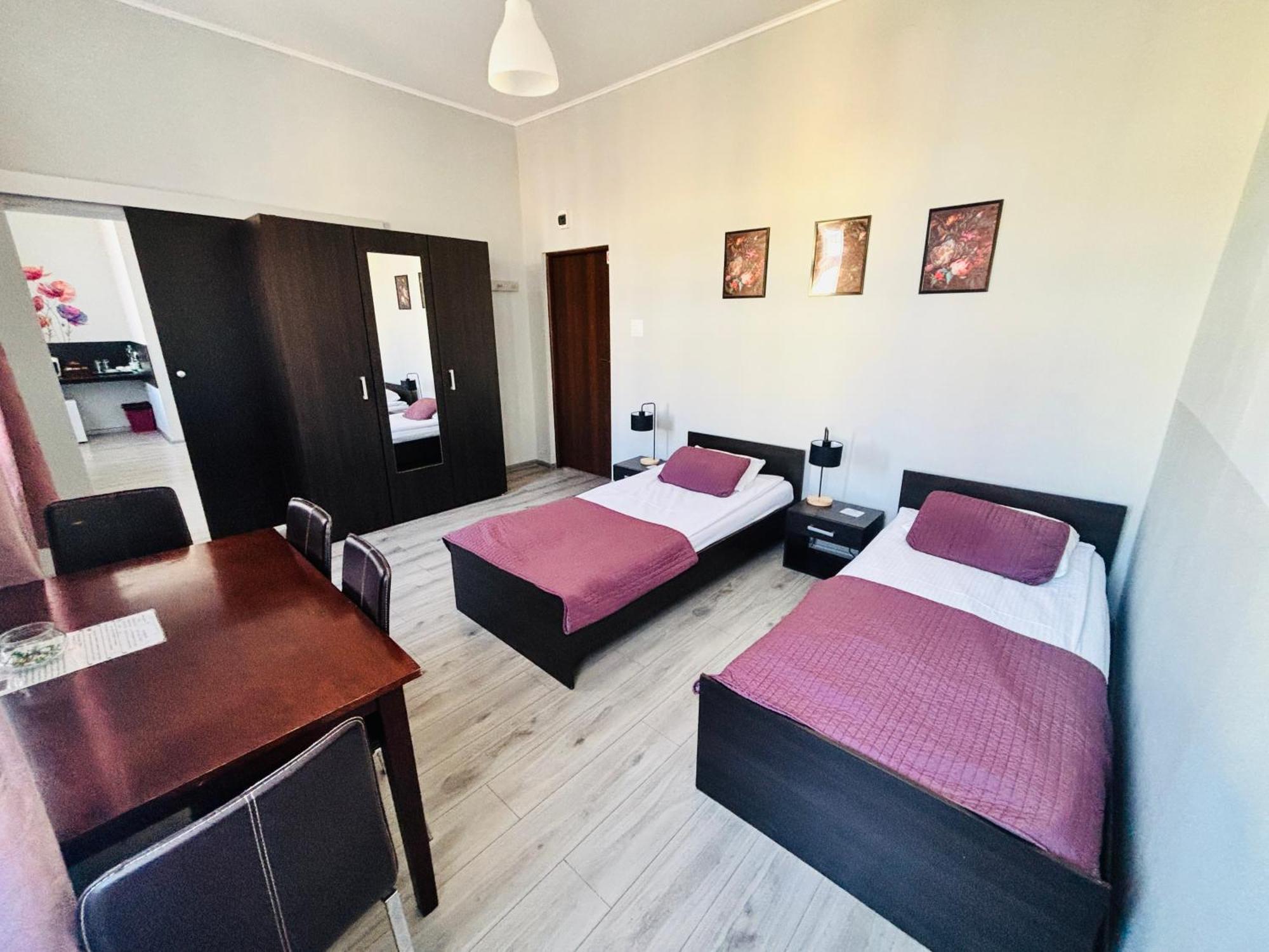 Bedrooms Piotrkowska 64 Lodz  Exterior photo